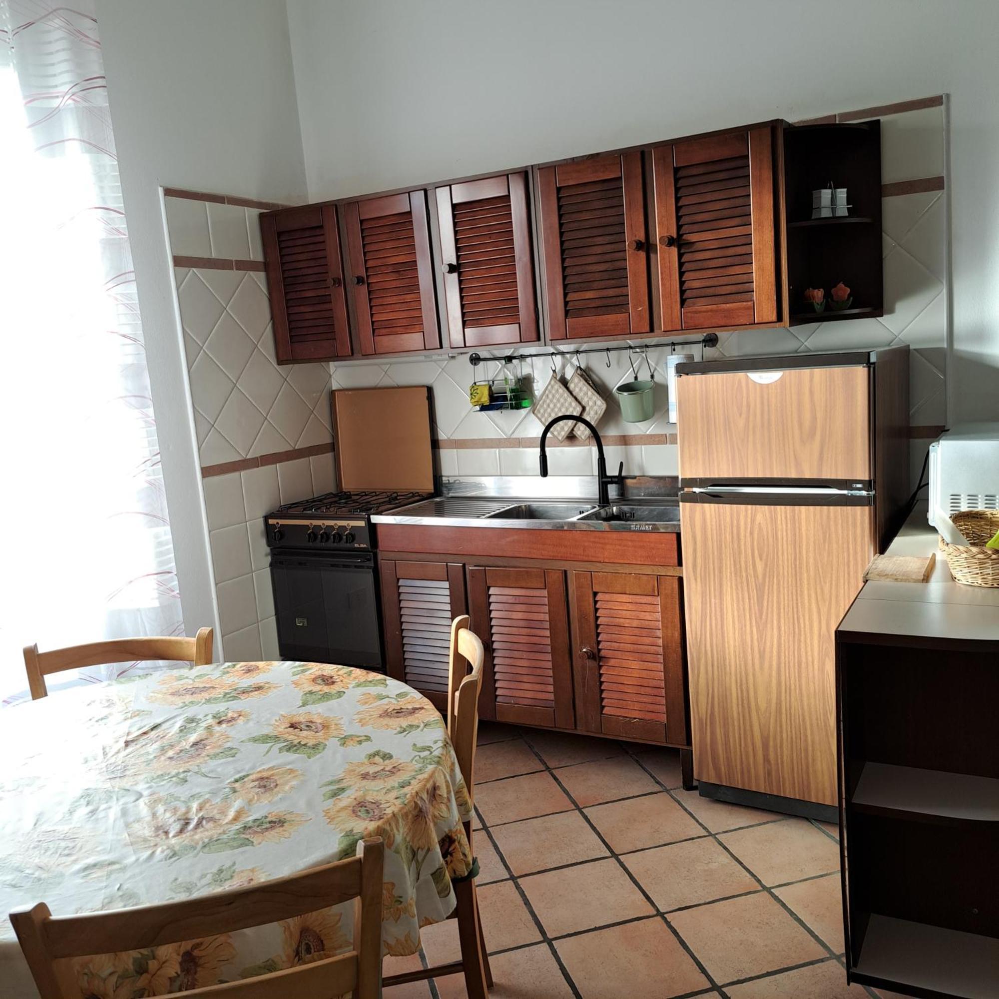 לה מדלנה Monolocale In Villa Centrale מראה חיצוני תמונה